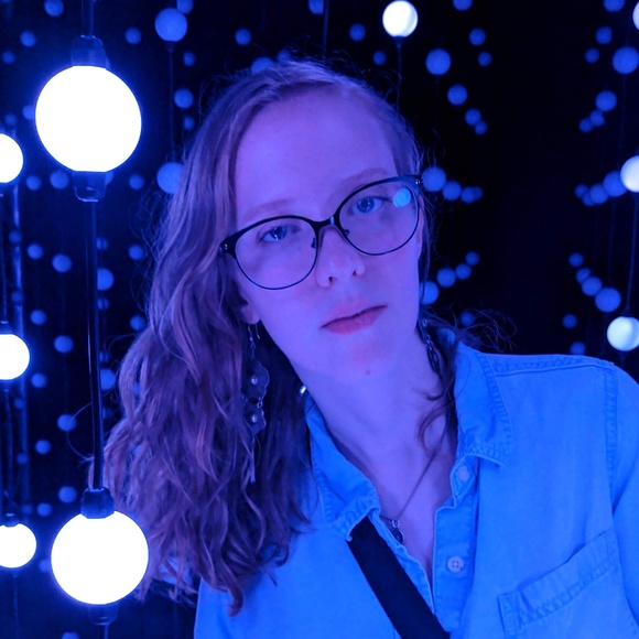 Meet your Posher, Kate - Picture 1 of 1